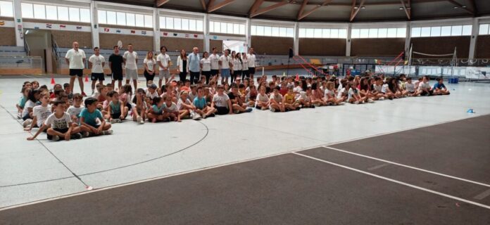 Foto di gruppo1 lo sport non va in vacanza bambini Pescara